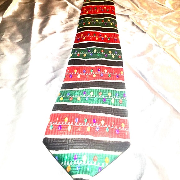 Christmas At Nick’s Tie Shop Red Green Yellow White Blue party neckTie - Picture 2 of 3